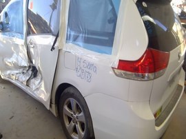 2014 TOYOTA SIENNA, WHITE, LE MODEL, 3.5L, AT, FWD,   Z25178